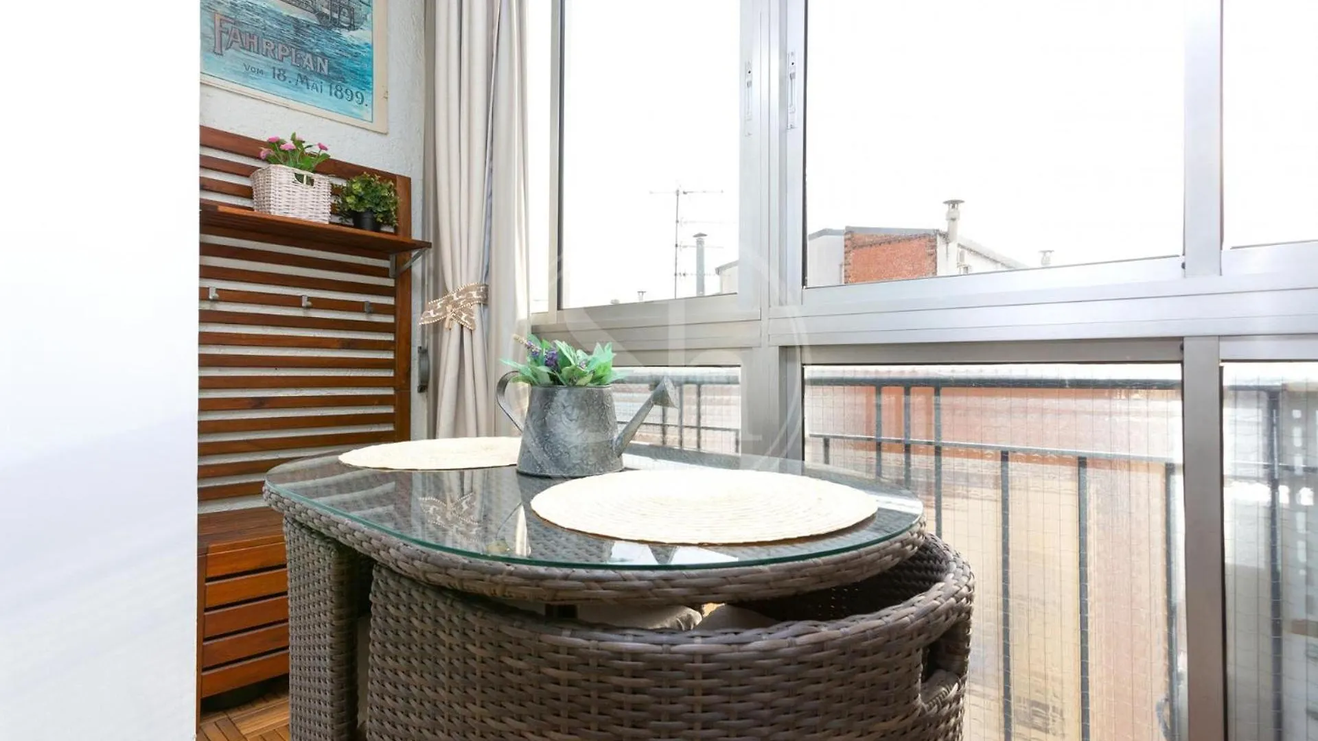 Estudio Cerca Del Hospital Sant Pau Barcelona 0*,  Spanien
